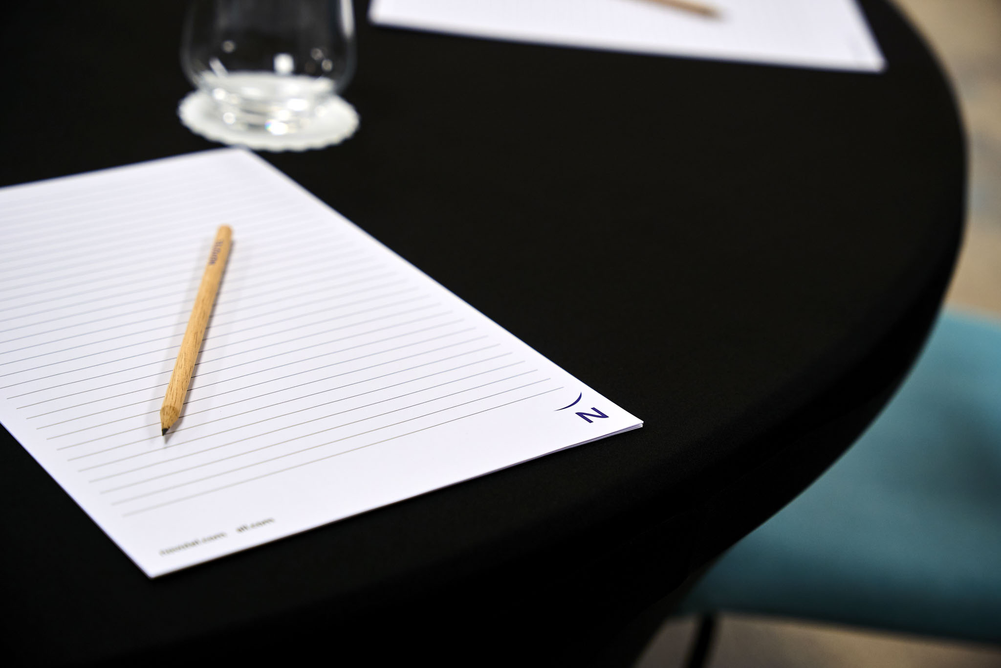 Materiały szkoleniowe przygotowane w sali konferencyjnej Novotel w Pradze